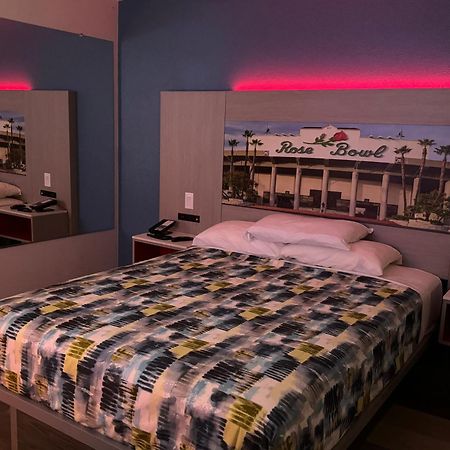 Lincoln Motel - Los Angeles, Hollywood Area Пасадина Экстерьер фото